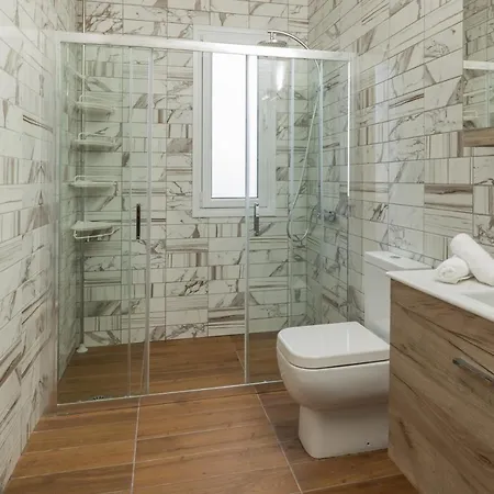 Amy's Seaside Oasis *